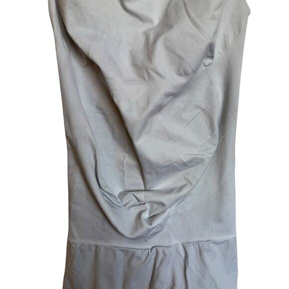 BLANQI Everyday Maternity Belly Support Tank Top Black White Set of 2 Lot Size M - Picture 12 of 16